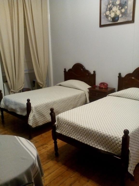 Хостел Pensao Sao Joao Da Praca Лиссабон Экстерьер фото